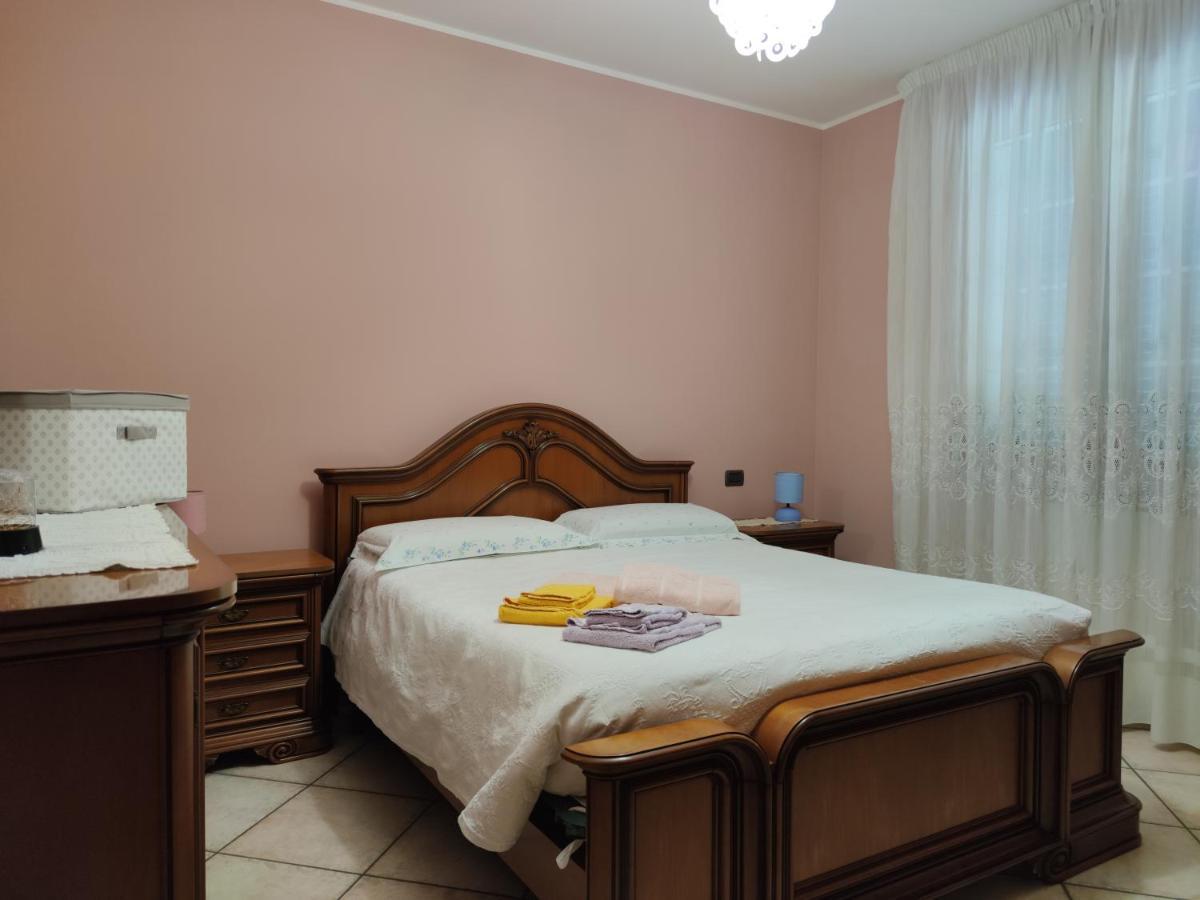 Ferienwohnung Relax In Collina A Due Passi Dal Mare Torriana Exterior foto