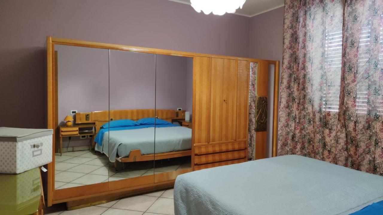 Ferienwohnung Relax In Collina A Due Passi Dal Mare Torriana Exterior foto