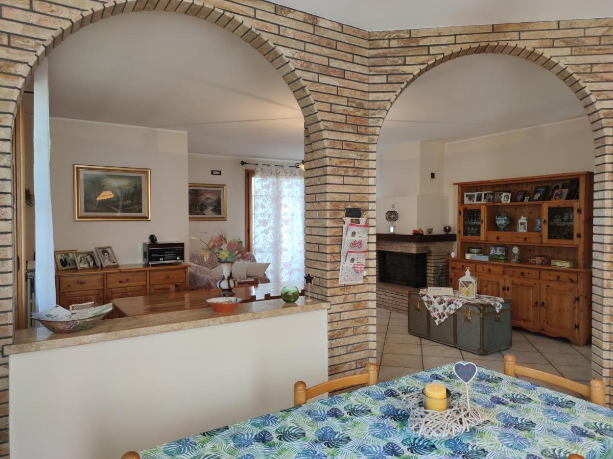 Ferienwohnung Relax In Collina A Due Passi Dal Mare Torriana Exterior foto