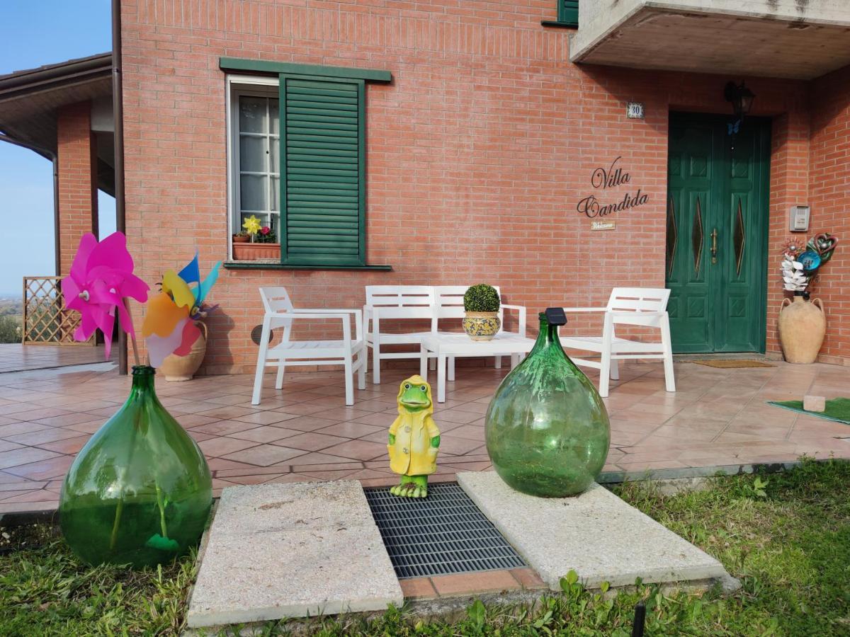 Ferienwohnung Relax In Collina A Due Passi Dal Mare Torriana Exterior foto